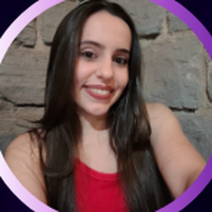 Caroline Farinha
